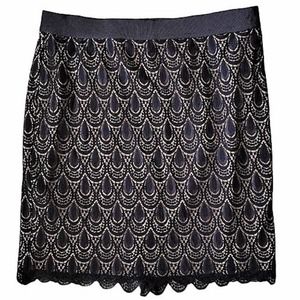 Ann Taylor A Line Black Beige Teardrop Lace Above Knee Stretch Skirt - Size 2
